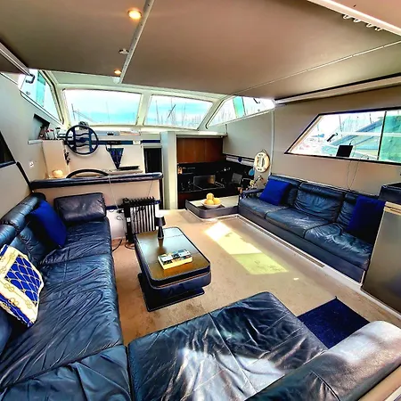 Moonlight Lady, Our Secret On The Med! *