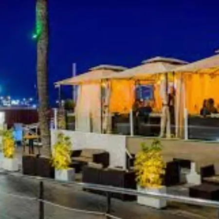 Moonlight Lady, Our Secret On The Med! Úszó hotel Torrevieja