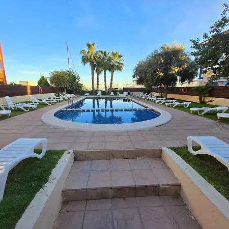 Moonlight Lady, Our Secret On The Med! 船屋 托雷维耶哈