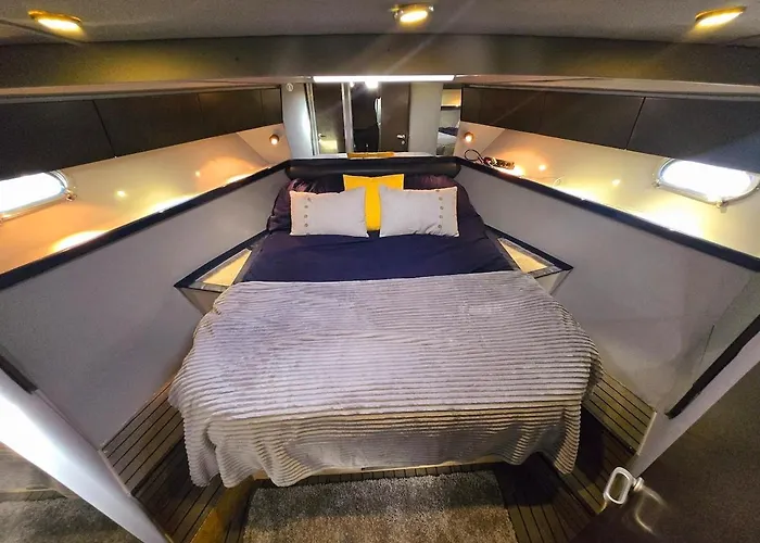 船屋 Moonlight Lady, Our Secret On The Med!