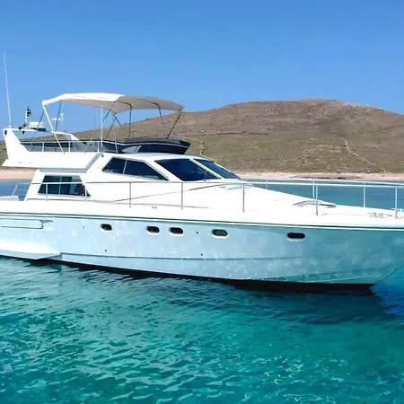 Moonlight Lady, Our Secret On The Med! Bateau-hôtel