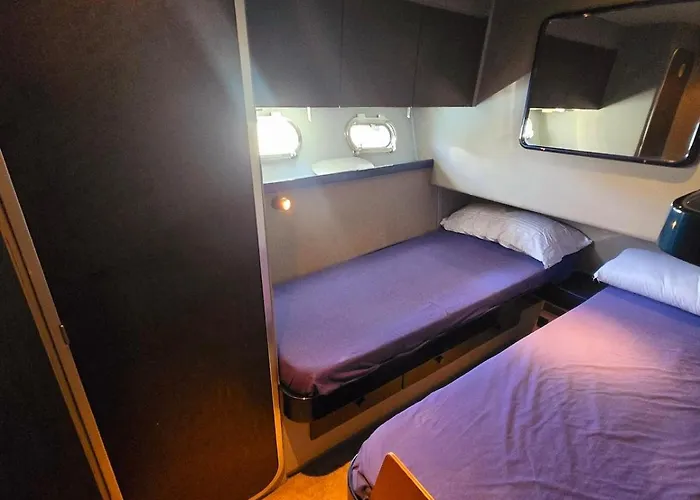 Moonlight Lady, Our Secret On The Med! * Торевьиа